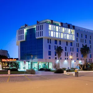 מלון Hilton Garden ****
