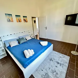 Apartamento Relax & Design A Pochi Passi Dalla Stazione 