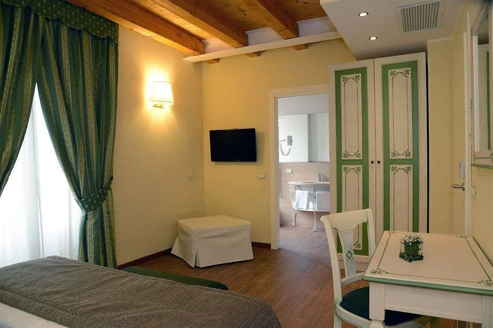 Hotel Borgo Antico Όπως