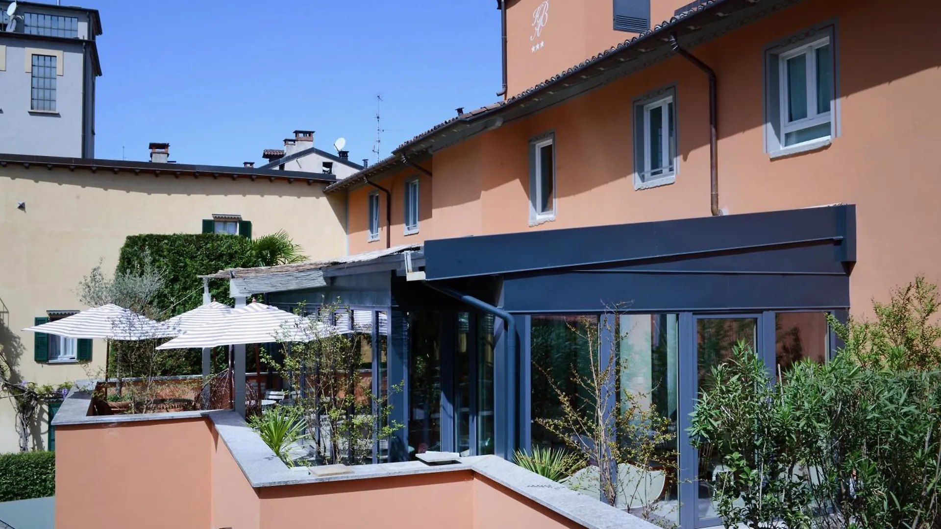 קומו Hotel Borgo Antico 3*,  איטליה