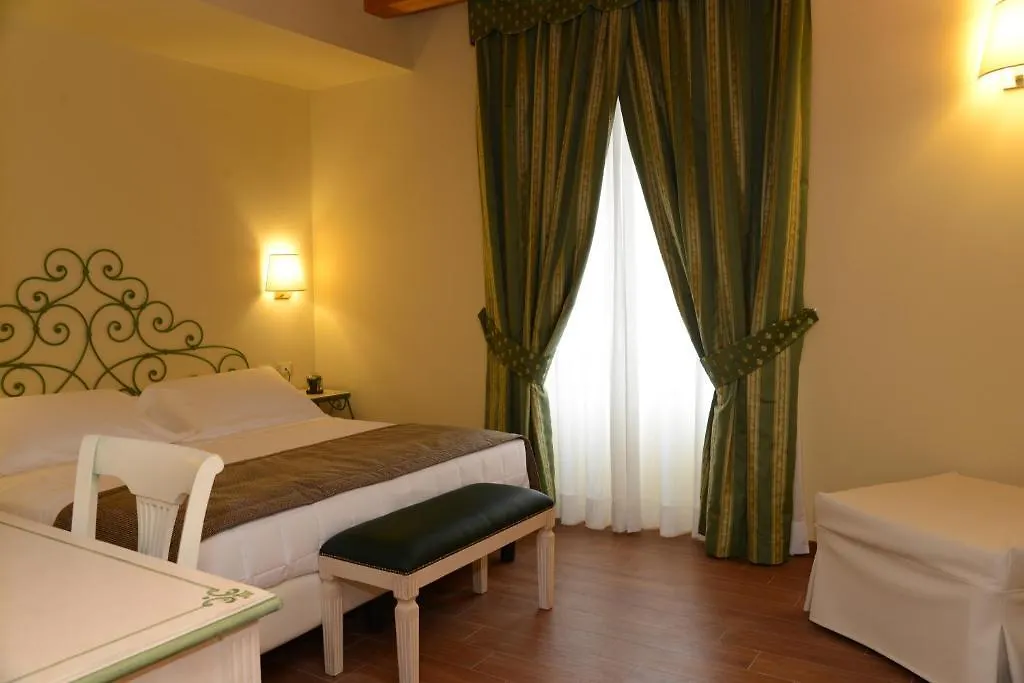 קומו Hotel Borgo Antico איטליה